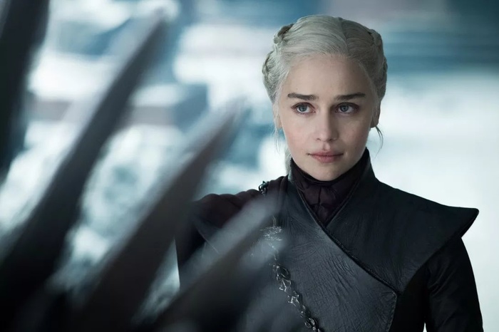 game-of-thrones-season-8-episode-6-daenerys-throne-face